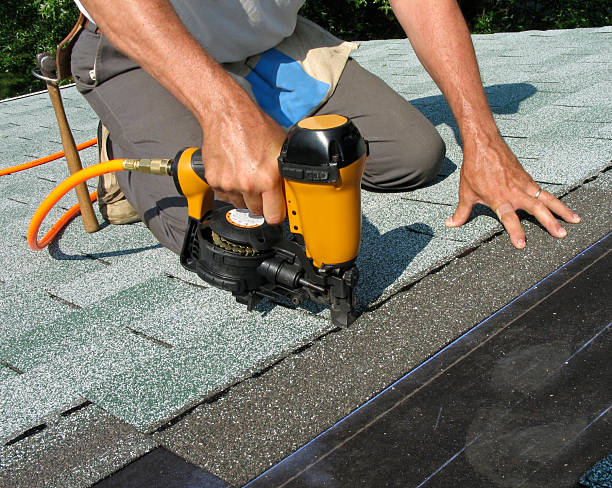 Best Emergency Roof Repair  in Lynnwood, WA